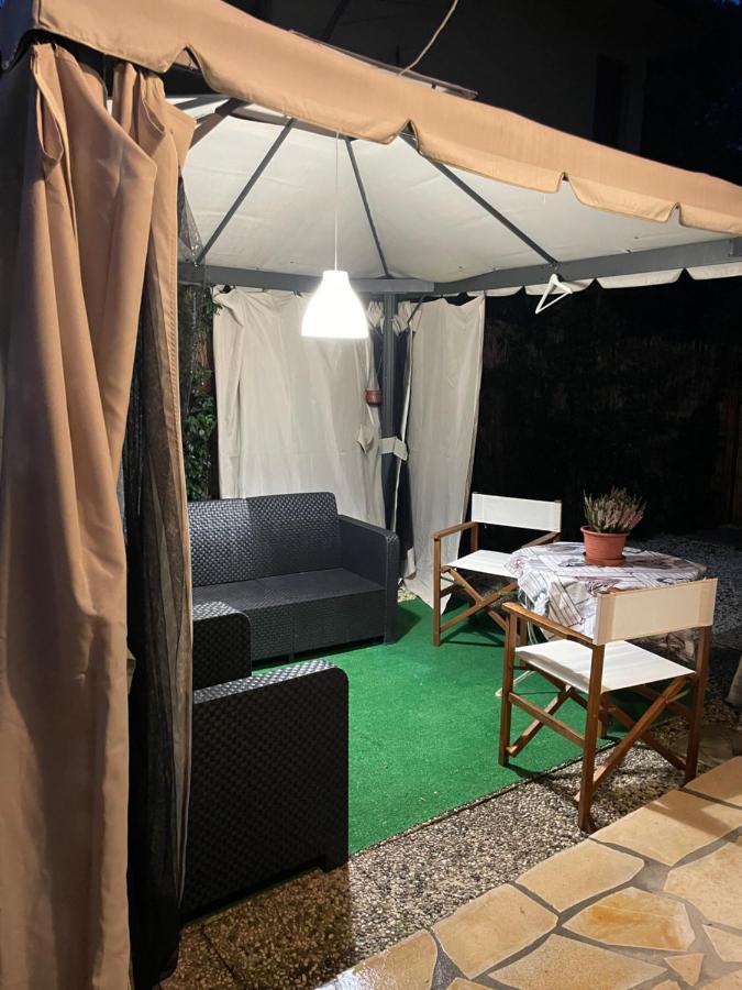 Claudia Nel Cuore Di Forte Dei Marmi Forte dei Marmi Exterior foto
